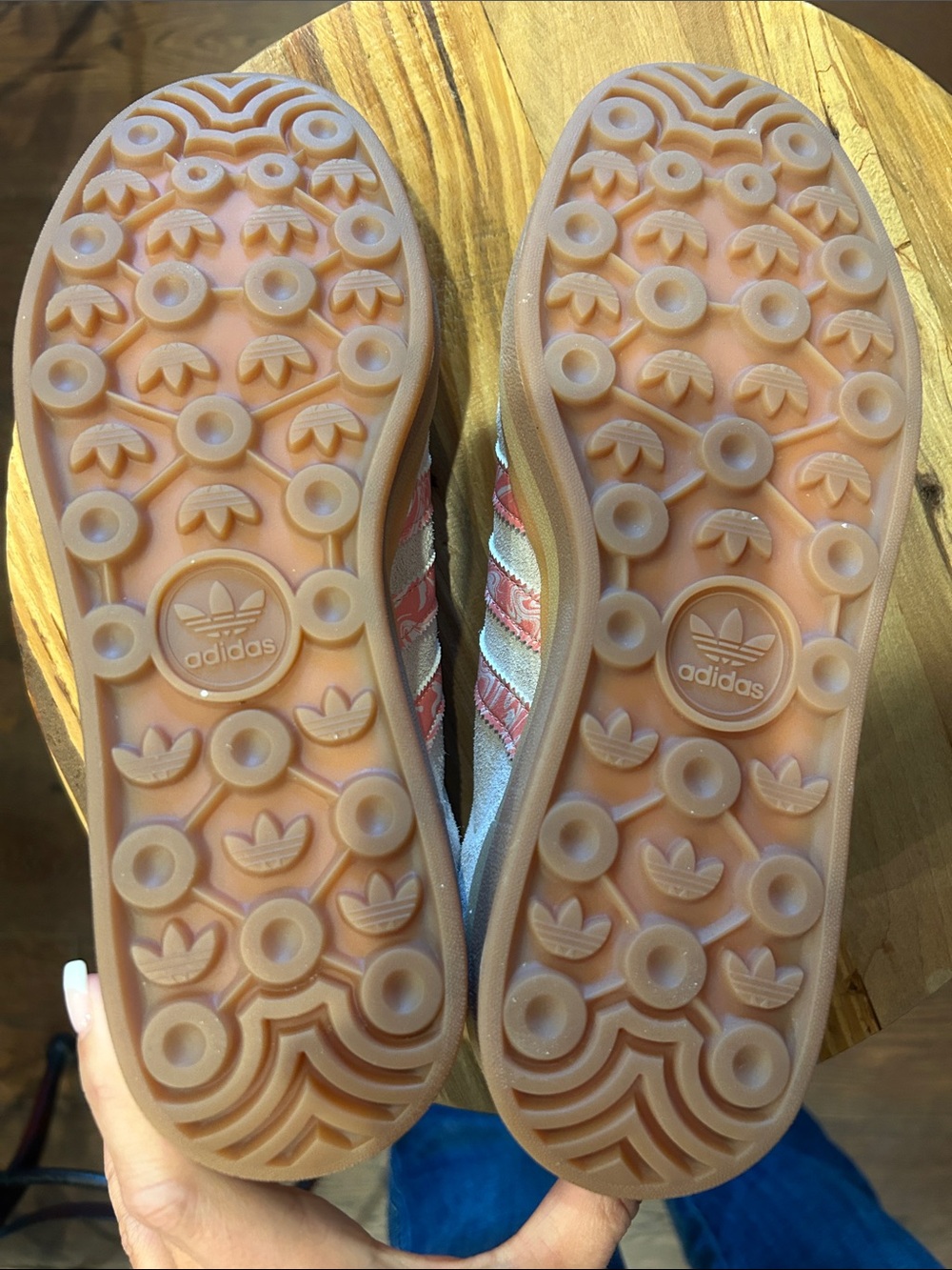 NWB adidas Gazelle Blush Suede Sneakers with Pink Swirl Accents - Picture 10 of 12